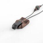 گردنبند چوب آبنوس و کهربای سیاه (ماده تاریک)