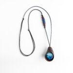 گردنبند چوب ونگه آفریقا و عقیق آبی (دریا) - Image 2