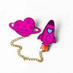 پین زنجیردار Space Love1