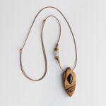 گردنبند چوب گردو و سنگ آمیتیست