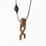 گردنبند چوب گردو تراش دست DNA - Image 2