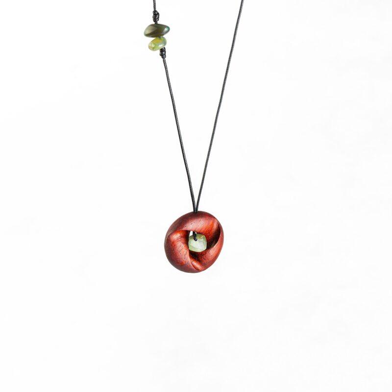 گردنبند رز وود دستساز یوفو با سنگ یشم - Image 2