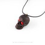 گردنبند اسکلت با چوب ونگه و مرجان قرمز