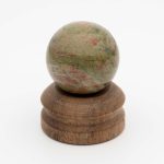 گوی سنگی 12140 (رودونیت)