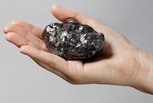 سنگ‌-سیاه-قیمتی