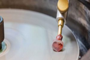 پولیش سنگ های قیمتی