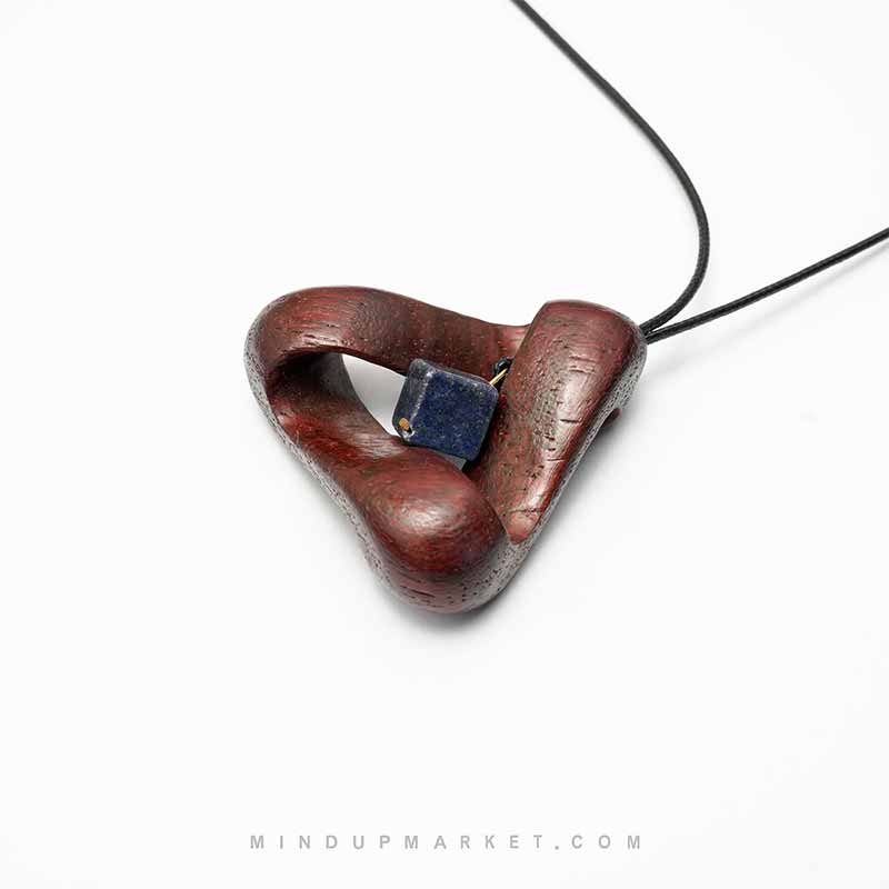 گردنبند w2 گردنبند w2