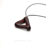 گردنبند مثلث پنروز