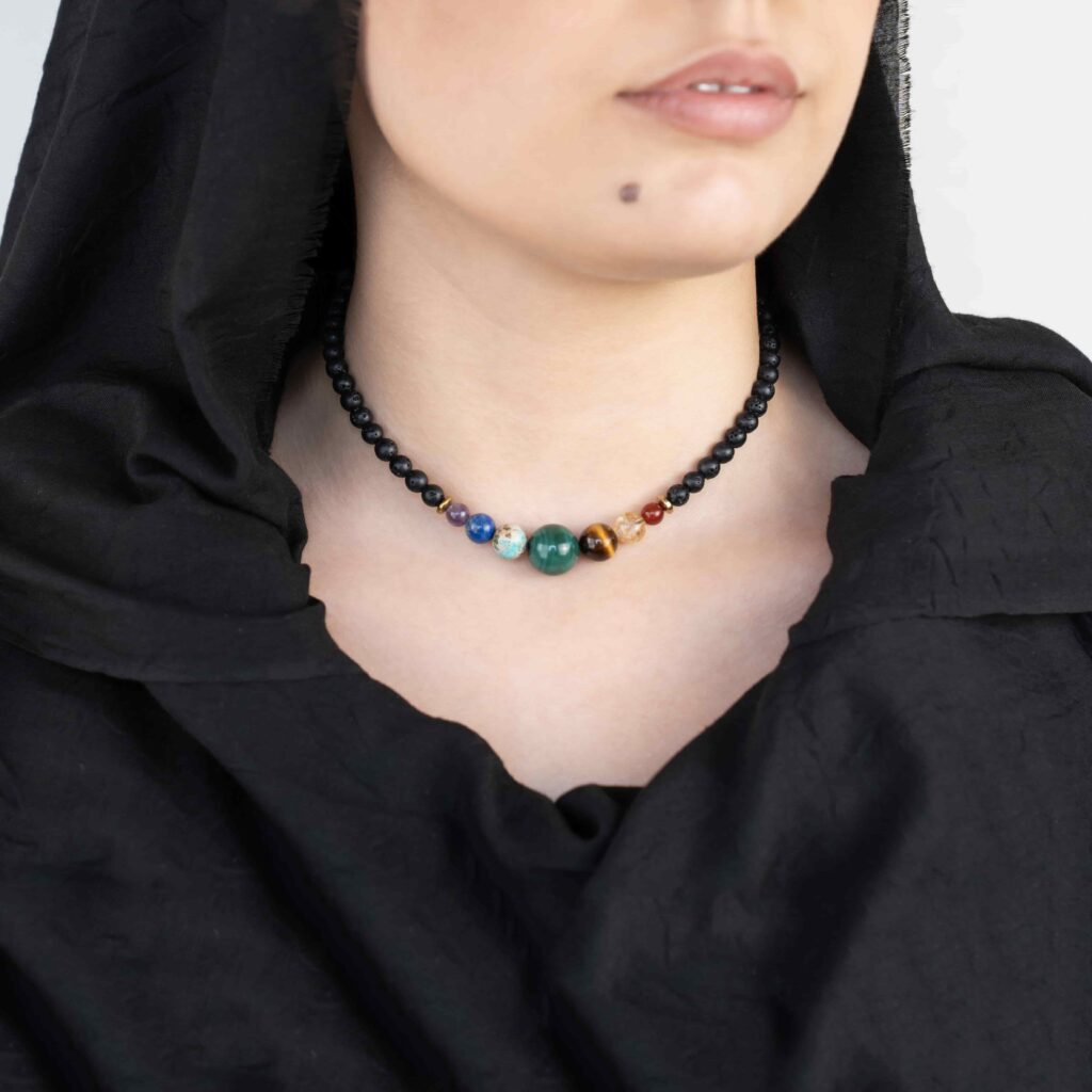 اکسسوری سنگ طبیعی | نکات طلایی استایل با اکسسوری سنگی 3 اکسسوری سنگ طبیعی