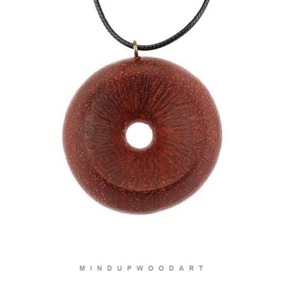 گردنبند چوب رزوود برزیلی